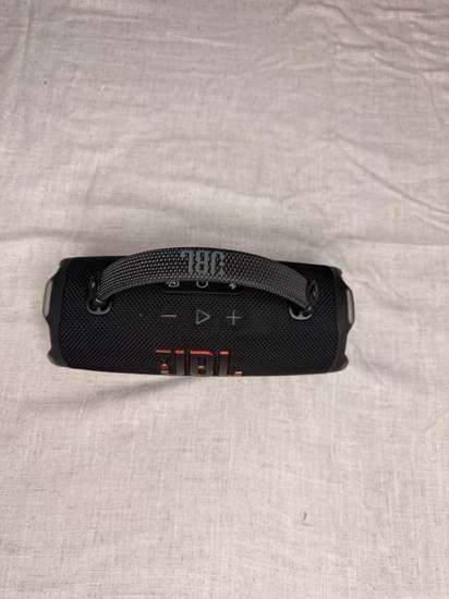 JBL Charge 6