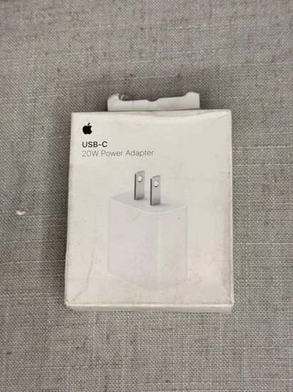Apple USB-C 20W (iPhone/iPad estándar)