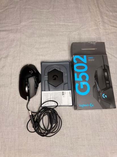 Logitech G502 HERO Gaming Mouse